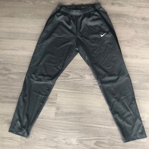 Nike tapered joggers
